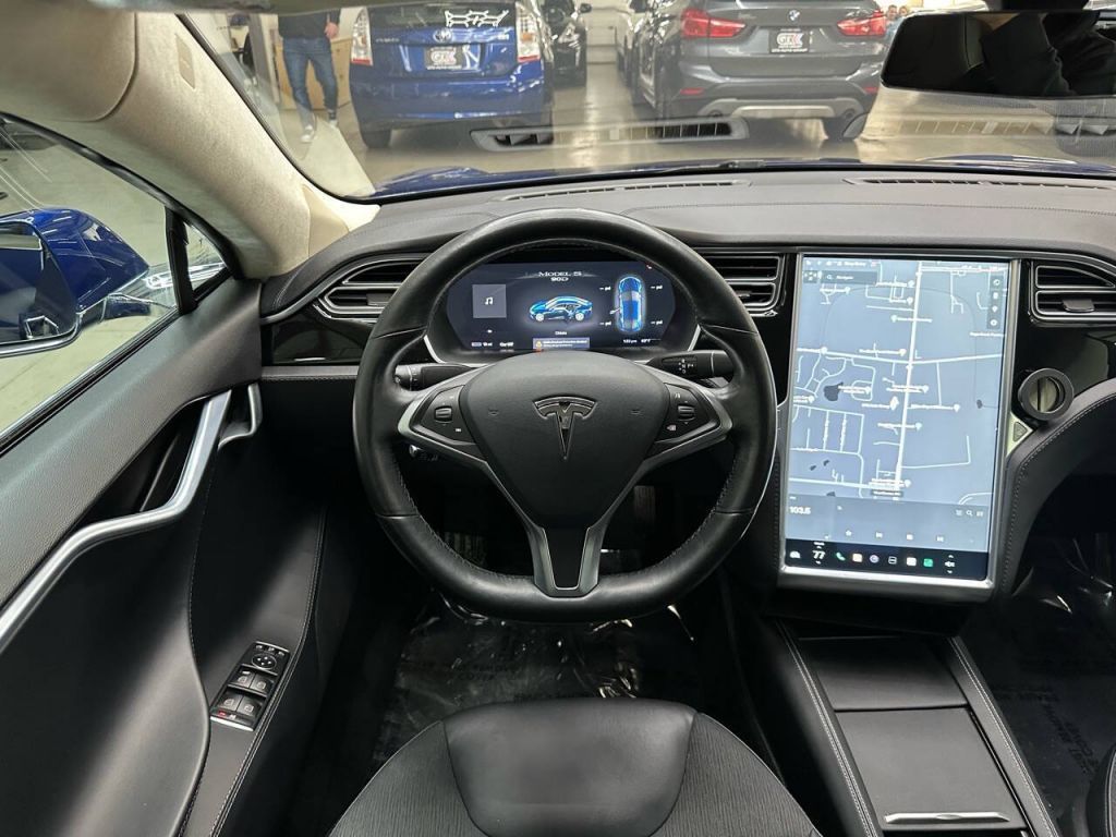 2015 Tesla Model S