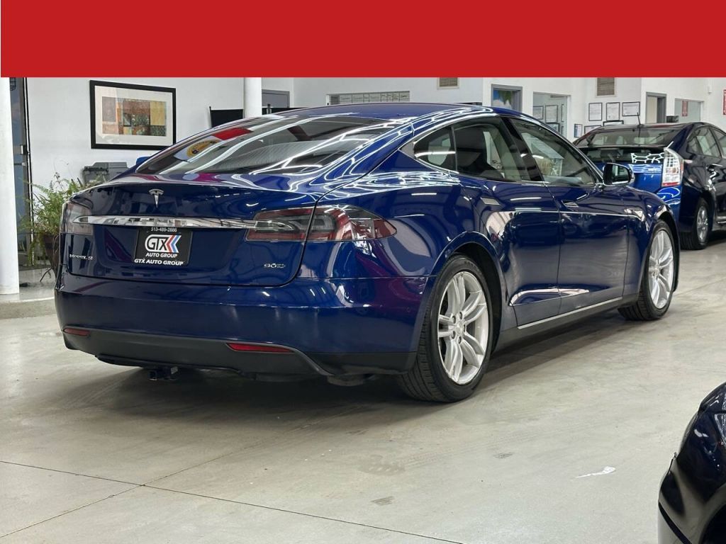 2015 Tesla Model S