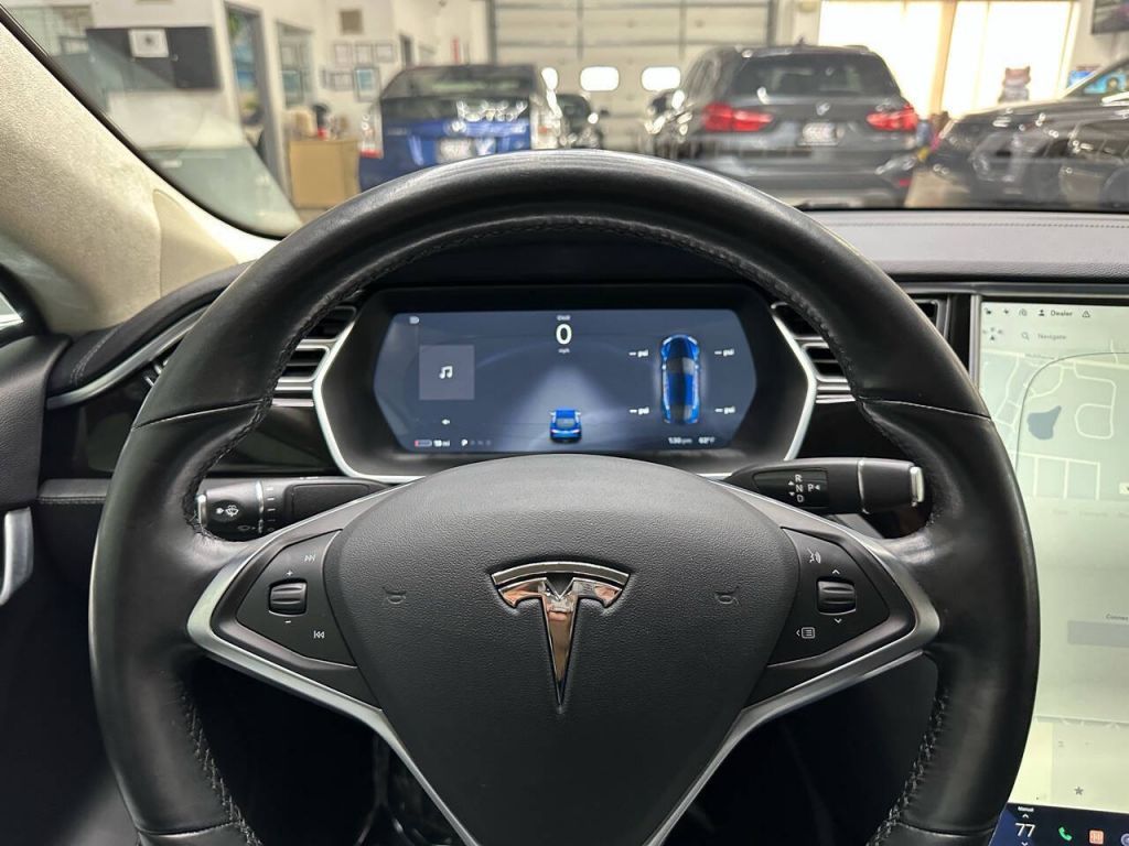 2015 Tesla Model S