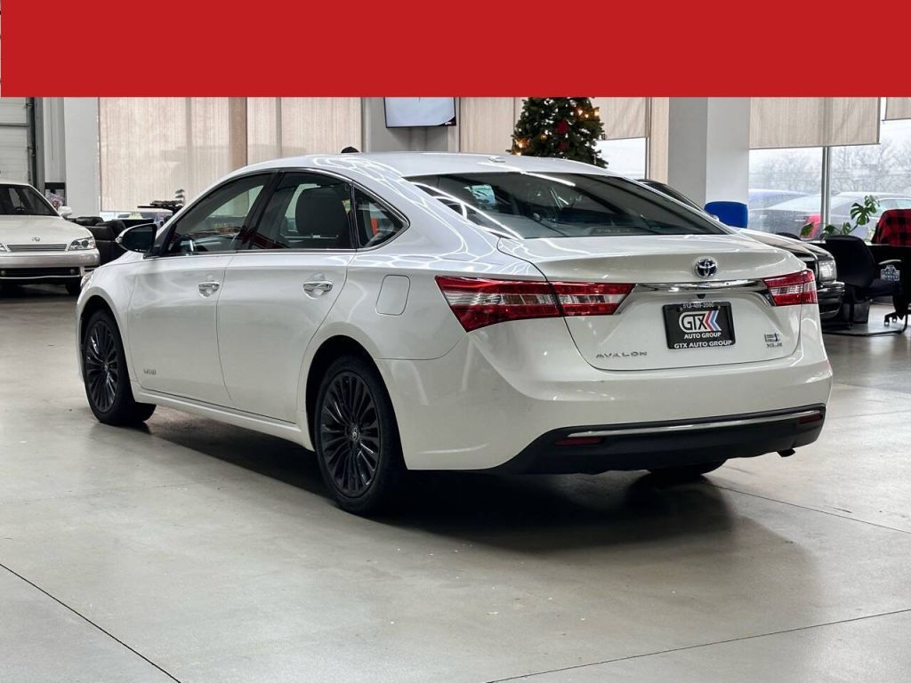 2015 Toyota Avalon Hybrid