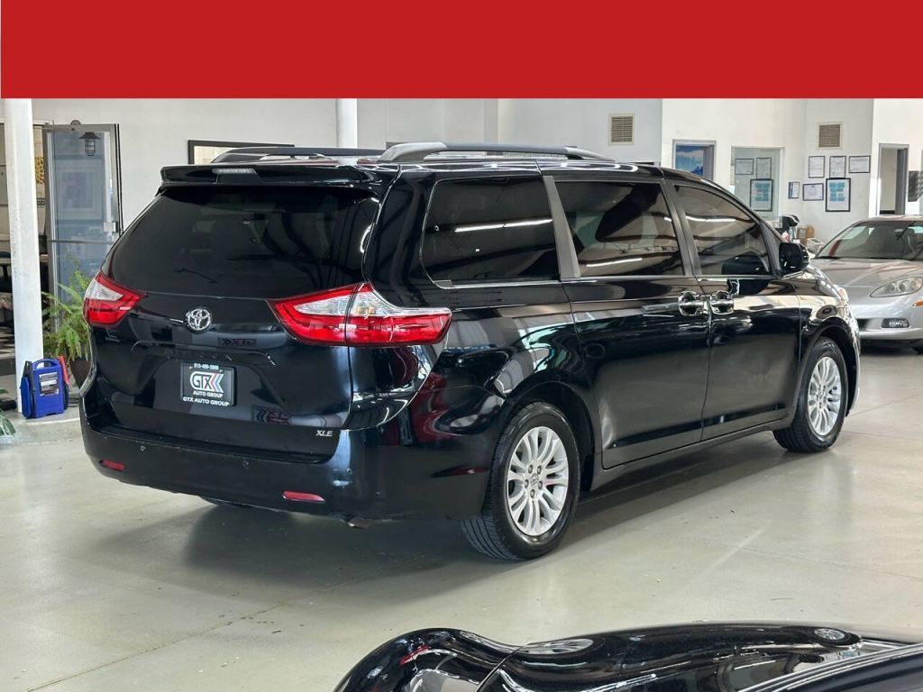 2015 Toyota Sienna