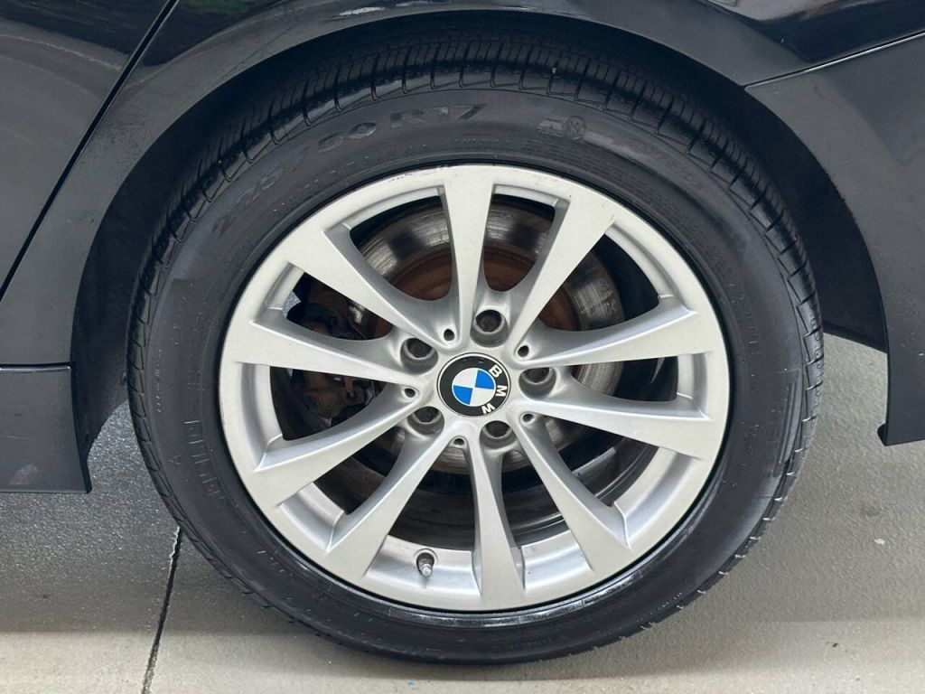 2016 BMW 320i