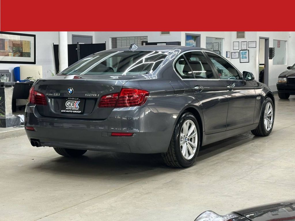 2016 BMW 528i