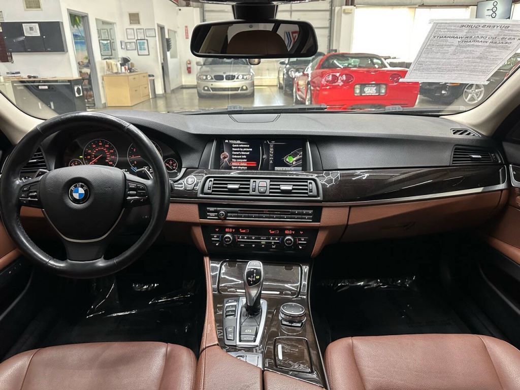 2016 BMW 528i