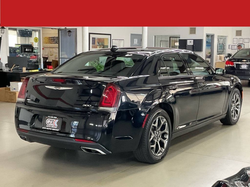 2016 Chrysler 300