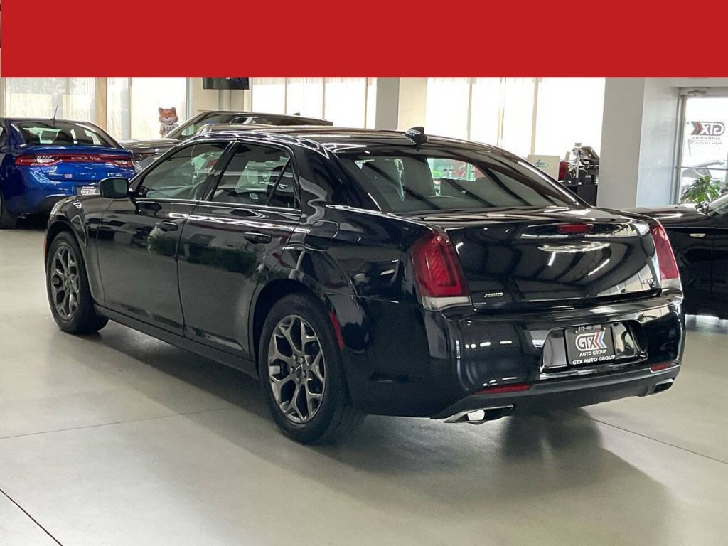 2016 Chrysler 300