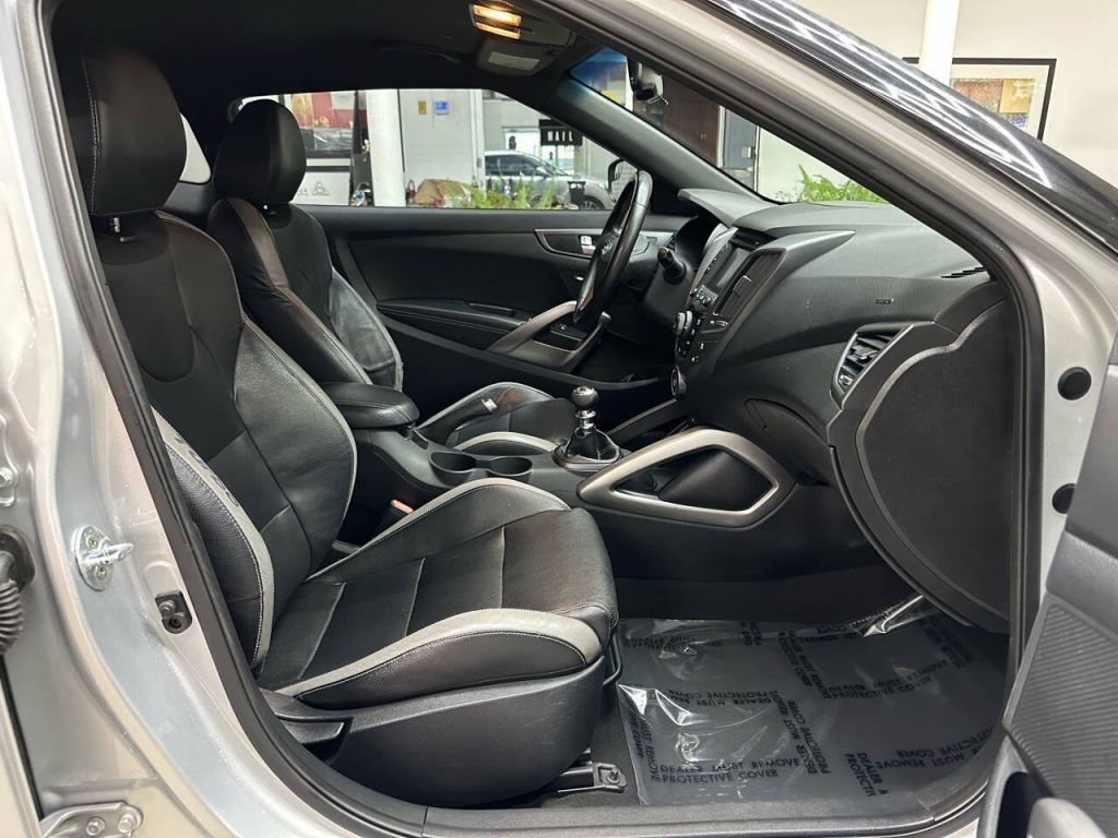 2016 Hyundai Veloster