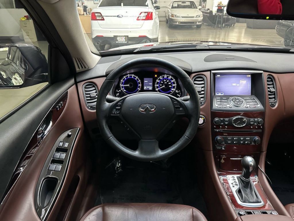 2016 INFINITI QX50