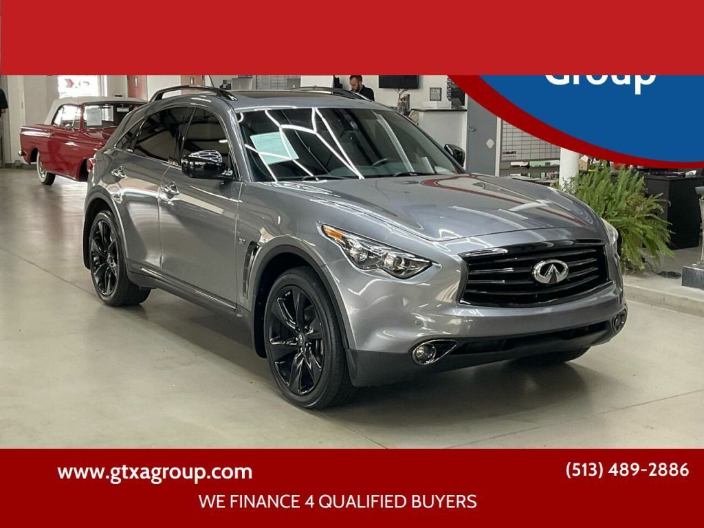 2016 INFINITI QX70