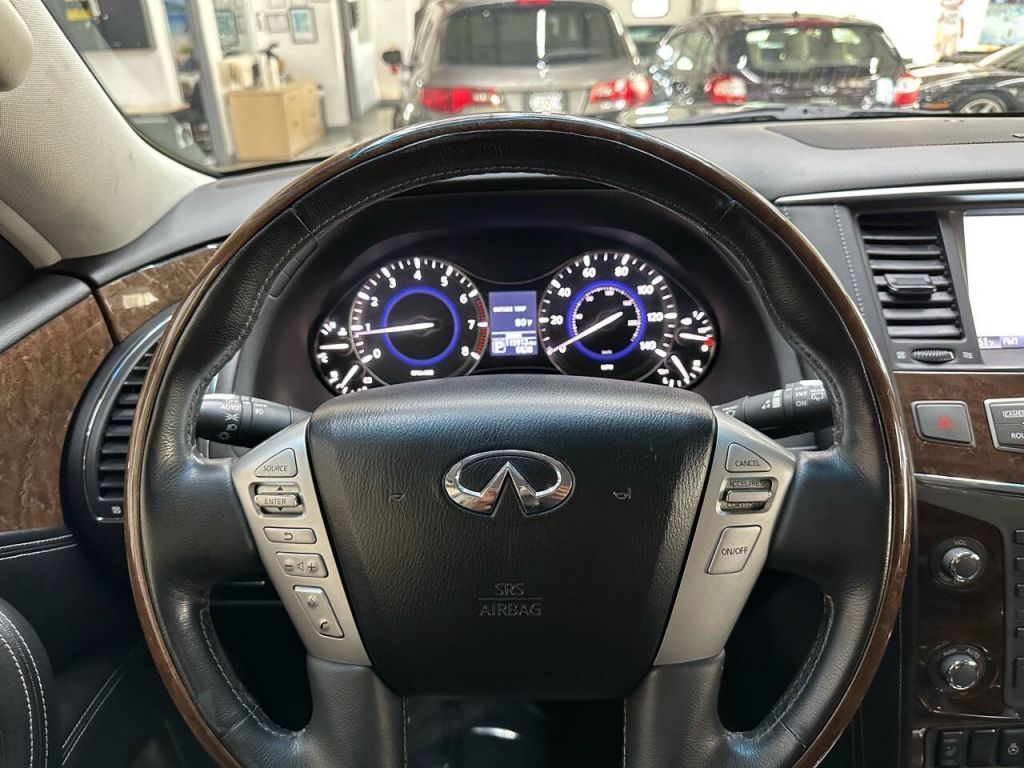 2016 INFINITI QX80