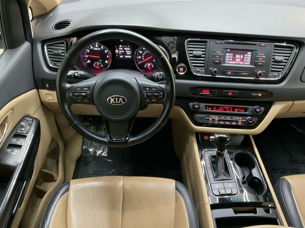 2016 Kia Sedona