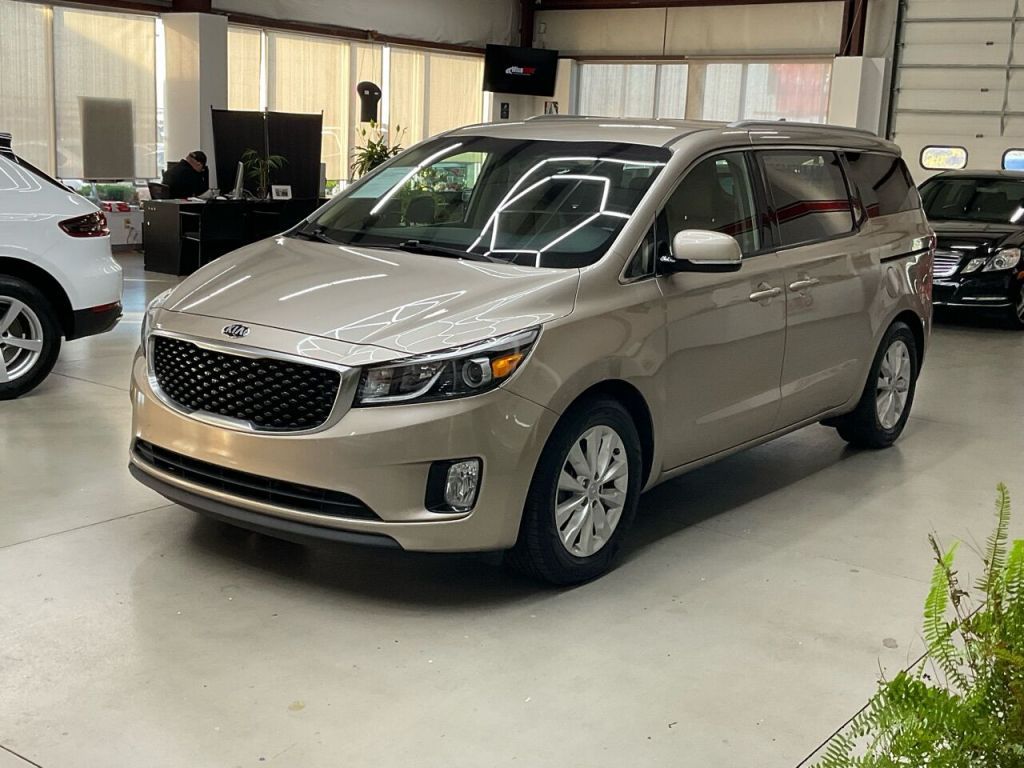 2016 Kia Sedona