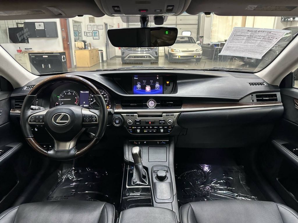 2016 Lexus ES 350