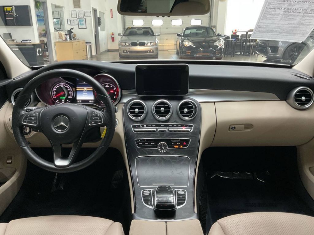 2016 Mercedes-Benz C 300