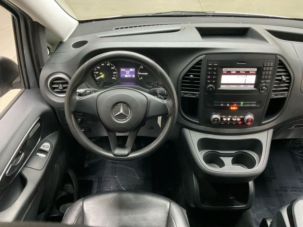 2016 Mercedes-Benz Metris Passenger Van