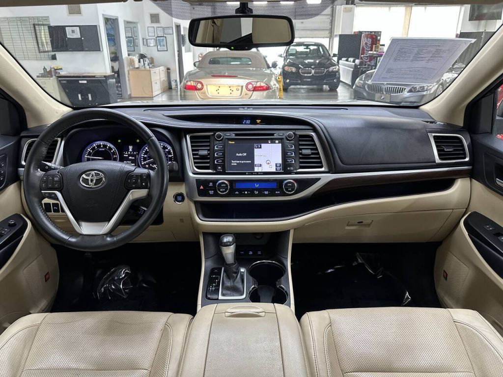2016 Toyota Highlander