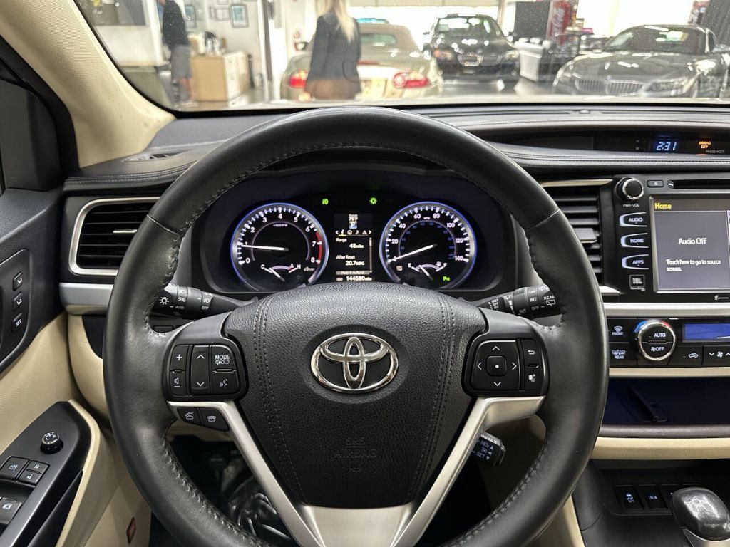 2016 Toyota Highlander