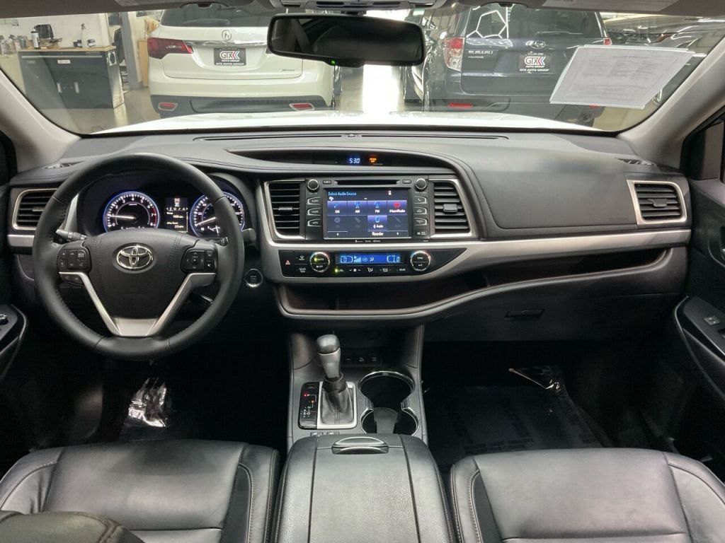 2016 Toyota Highlander