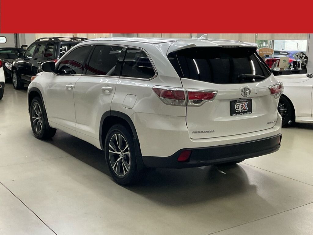 2016 Toyota Highlander