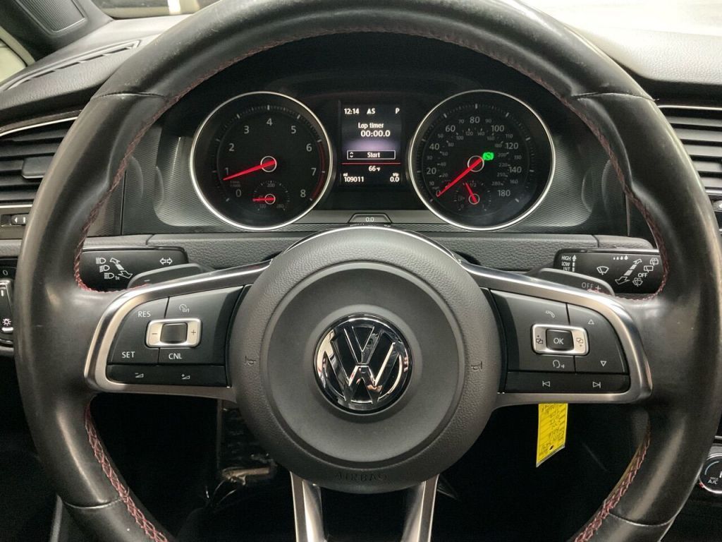 2016 Volkswagen Golf GTI