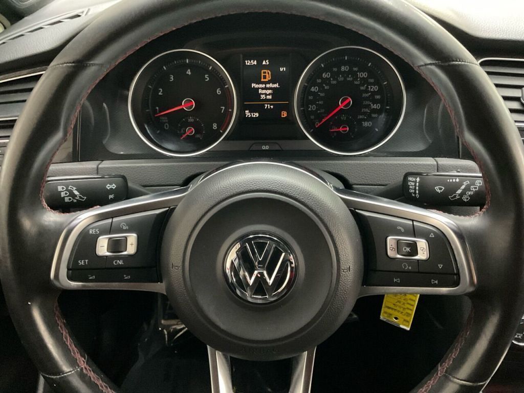 2016 Volkswagen Golf GTI