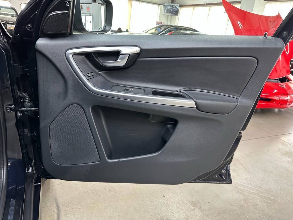 2016 Volvo XC60