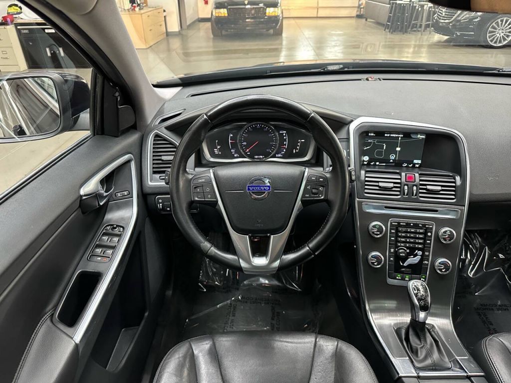 2016 Volvo XC60