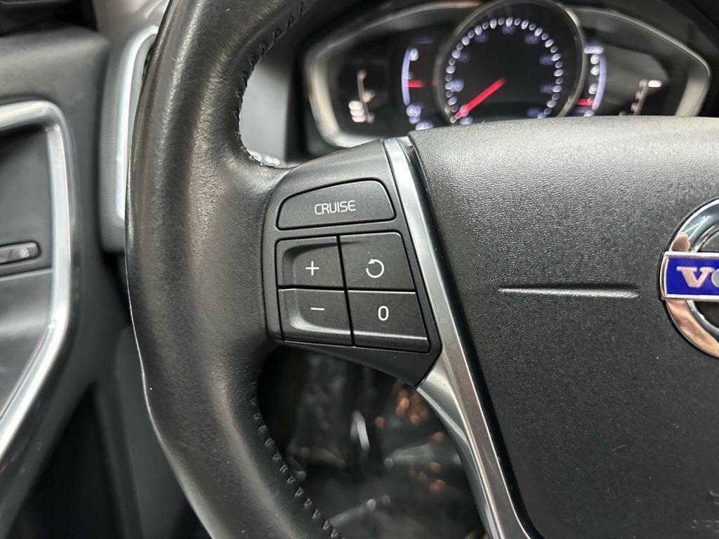 2016 Volvo XC60
