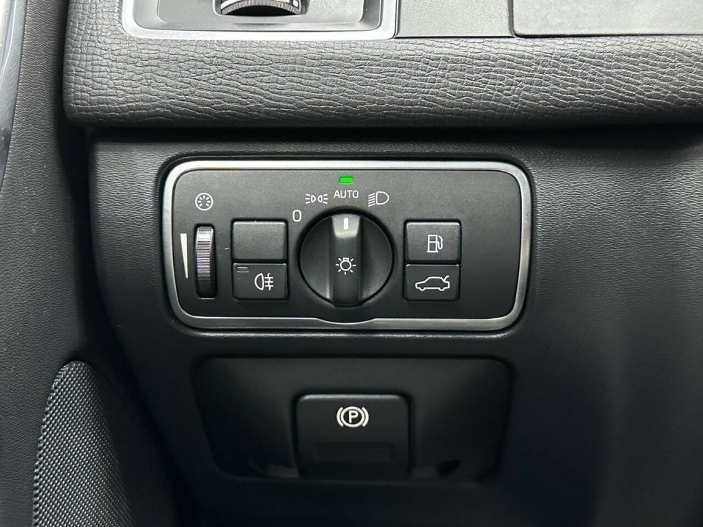 2016 Volvo XC60