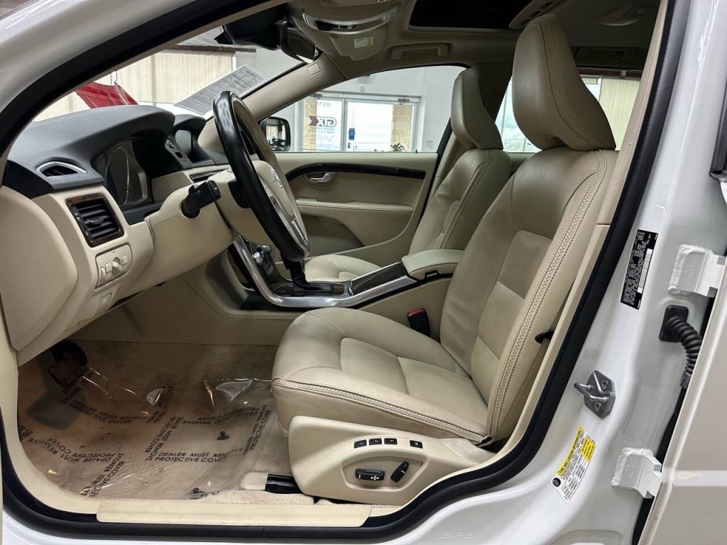 2016 Volvo XC70