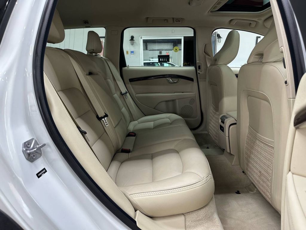 2016 Volvo XC70