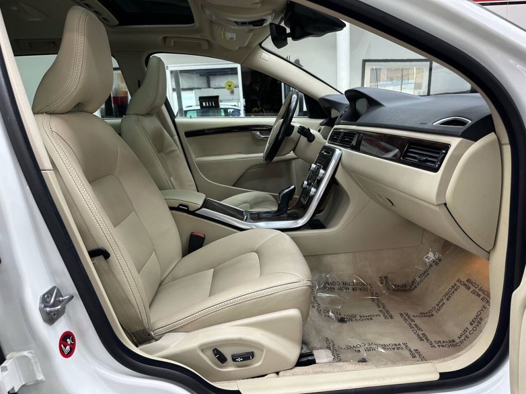 2016 Volvo XC70