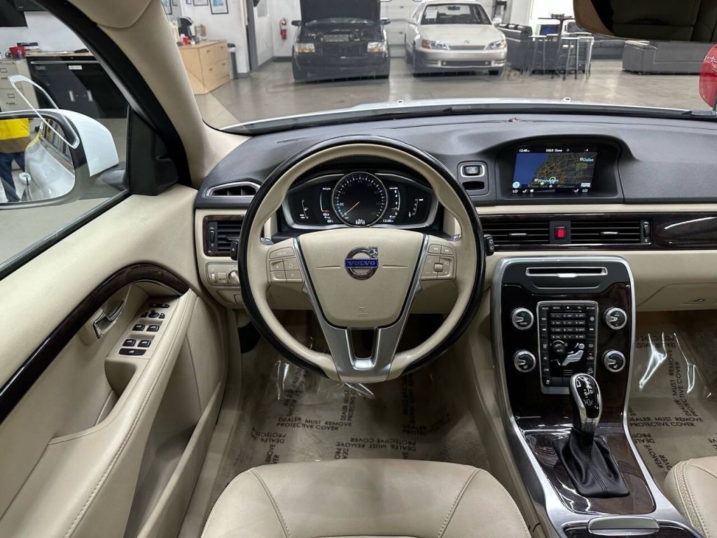 2016 Volvo XC70