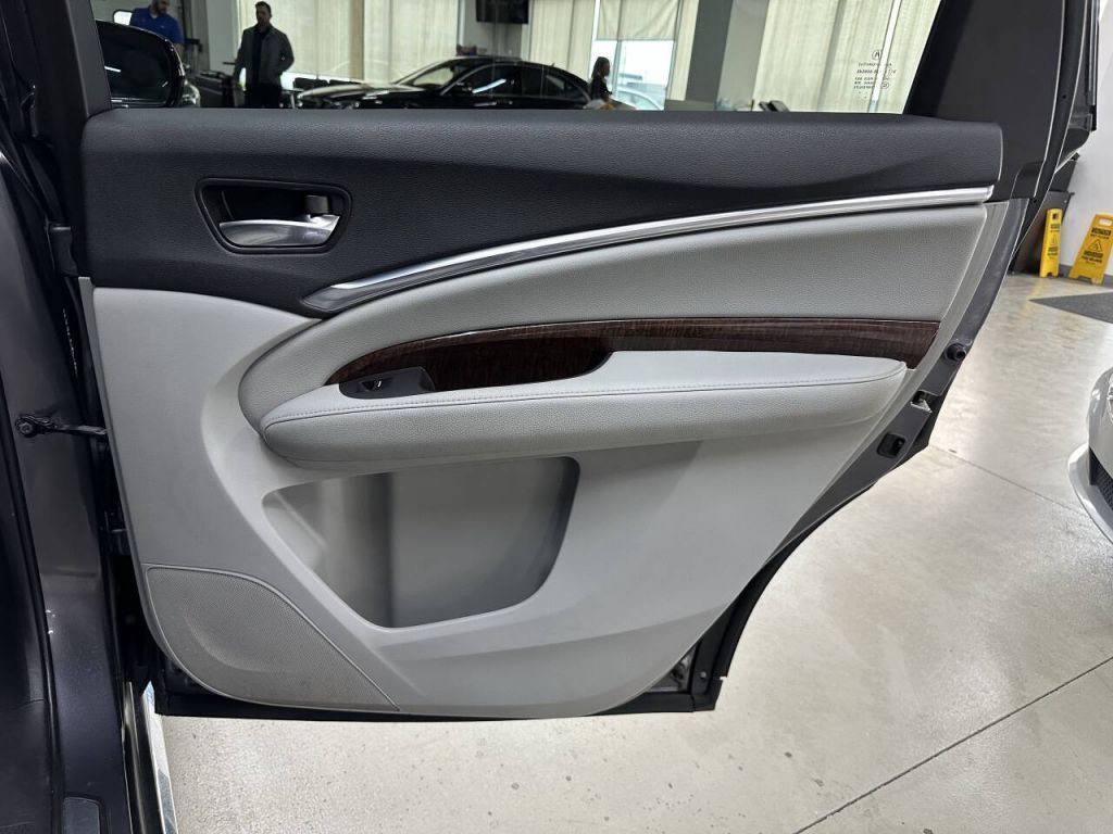 2017 Acura MDX