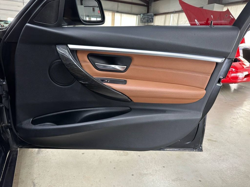 2017 BMW 330i