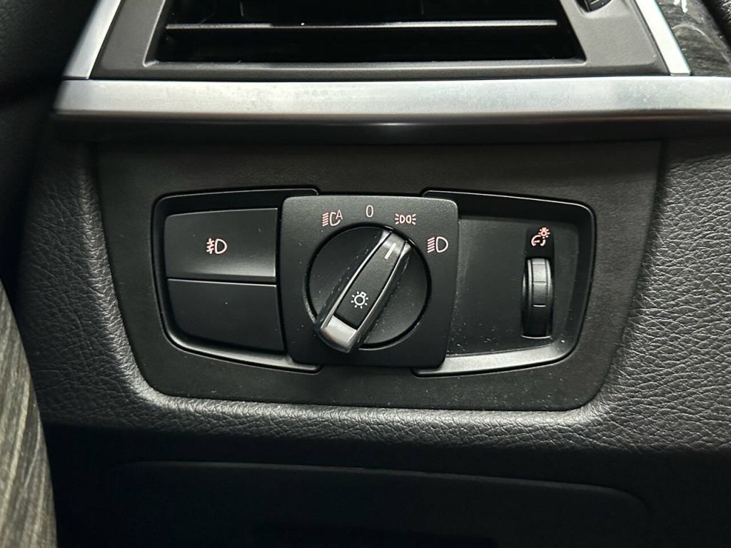 2017 BMW 330i