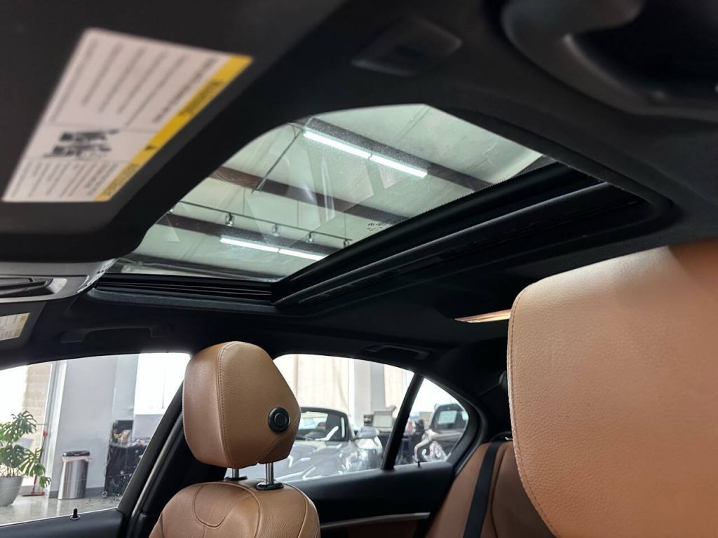 2017 BMW 330i