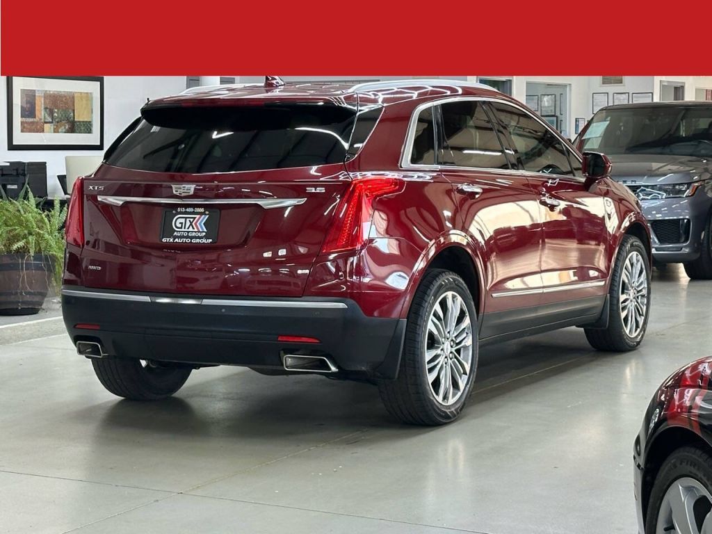 2017 Cadillac XT5