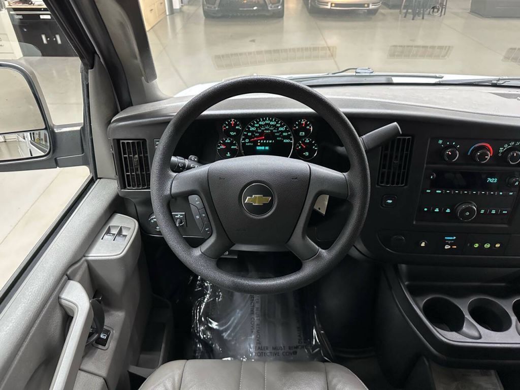 2017 Chevrolet Express 2500