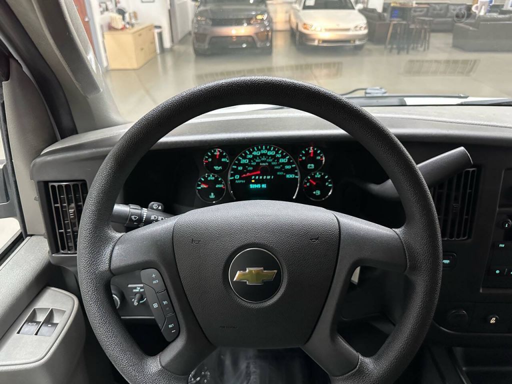 2017 Chevrolet Express 2500