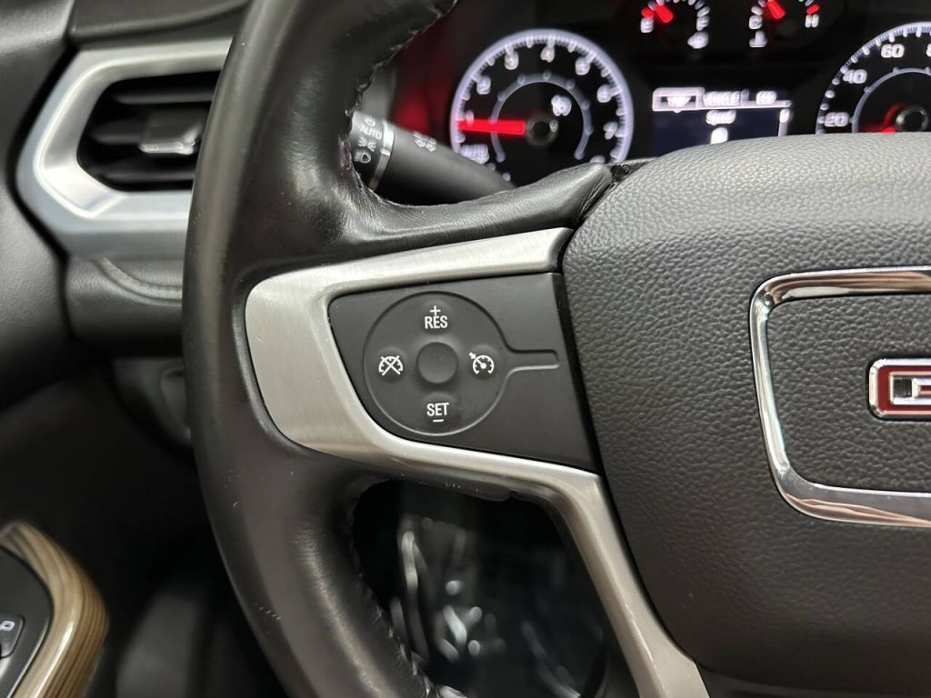 2017 GMC Acadia