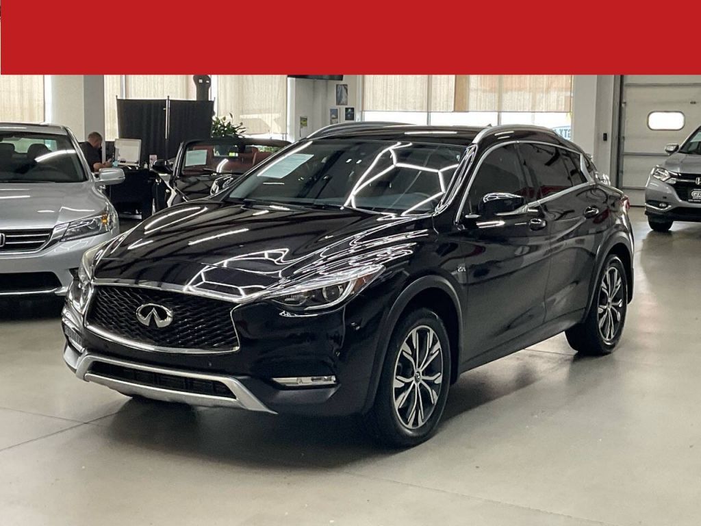 2017 INFINITI QX30