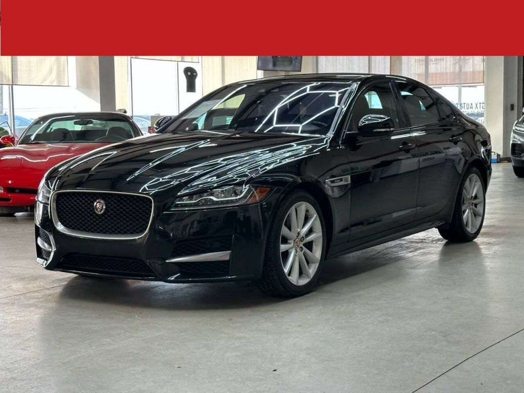 2017 Jaguar XF