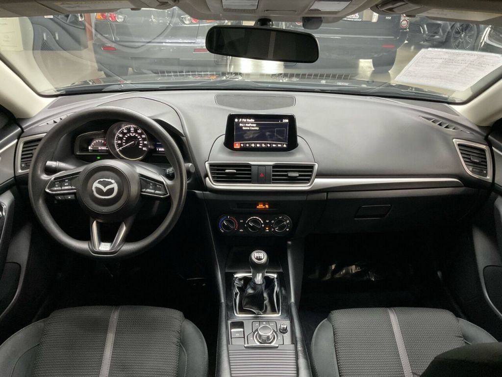 2017 Mazda Mazda3 4-Door