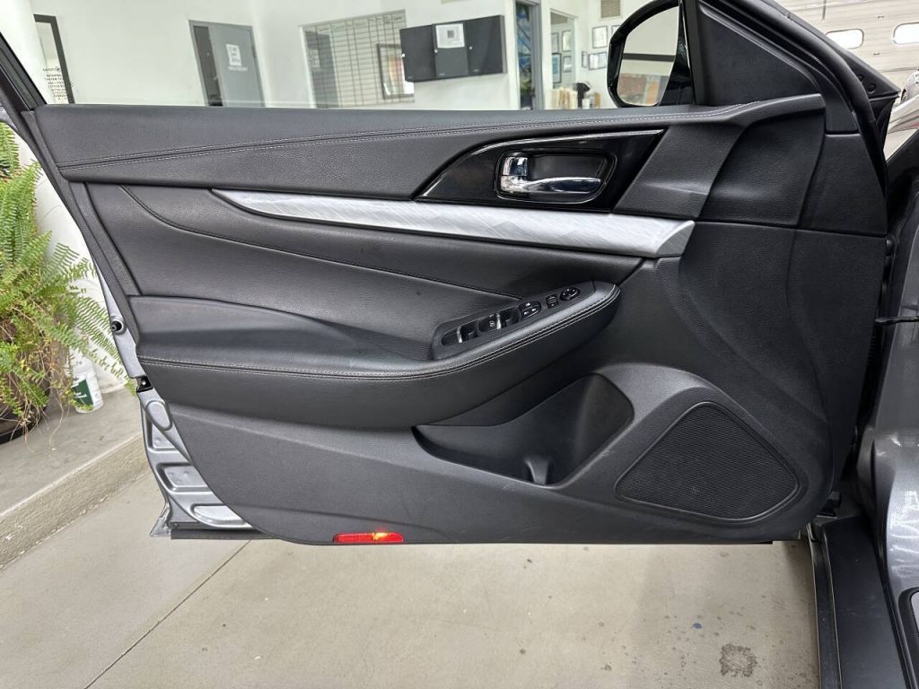 2017 Nissan Maxima