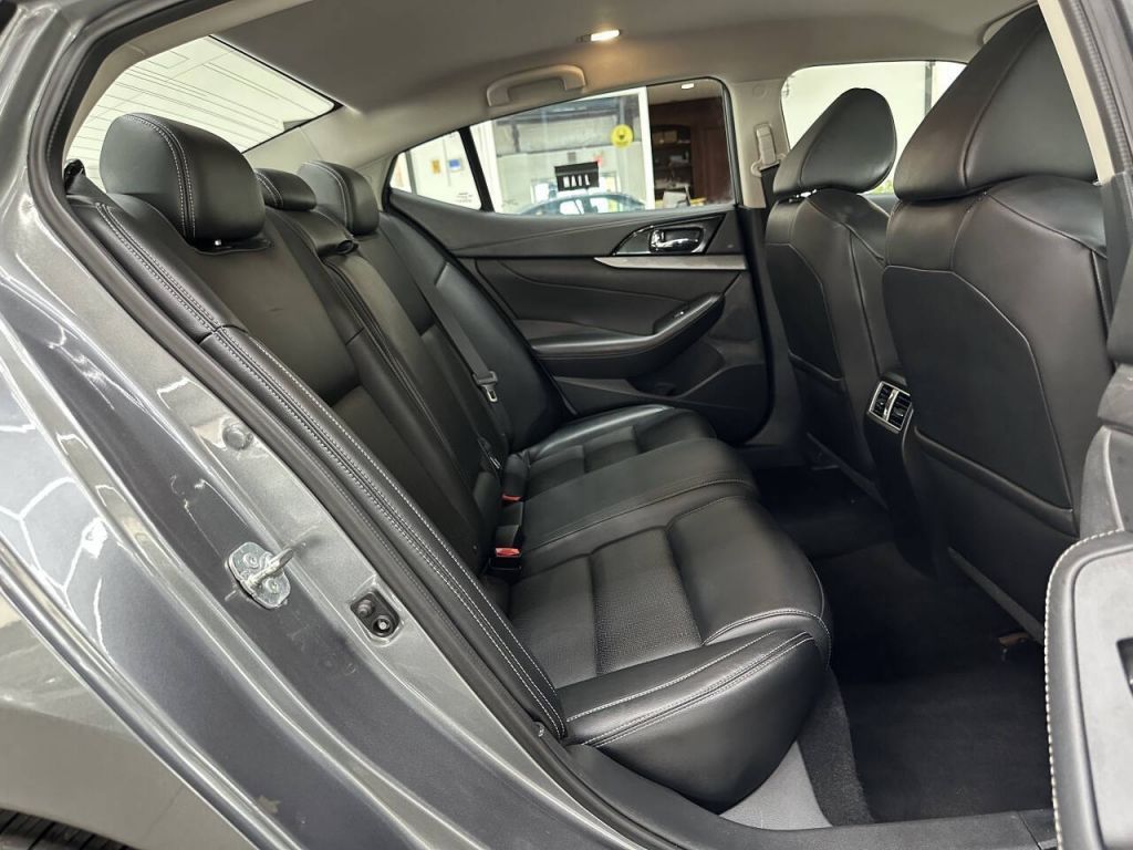 2017 Nissan Maxima