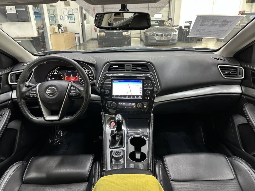 2017 Nissan Maxima