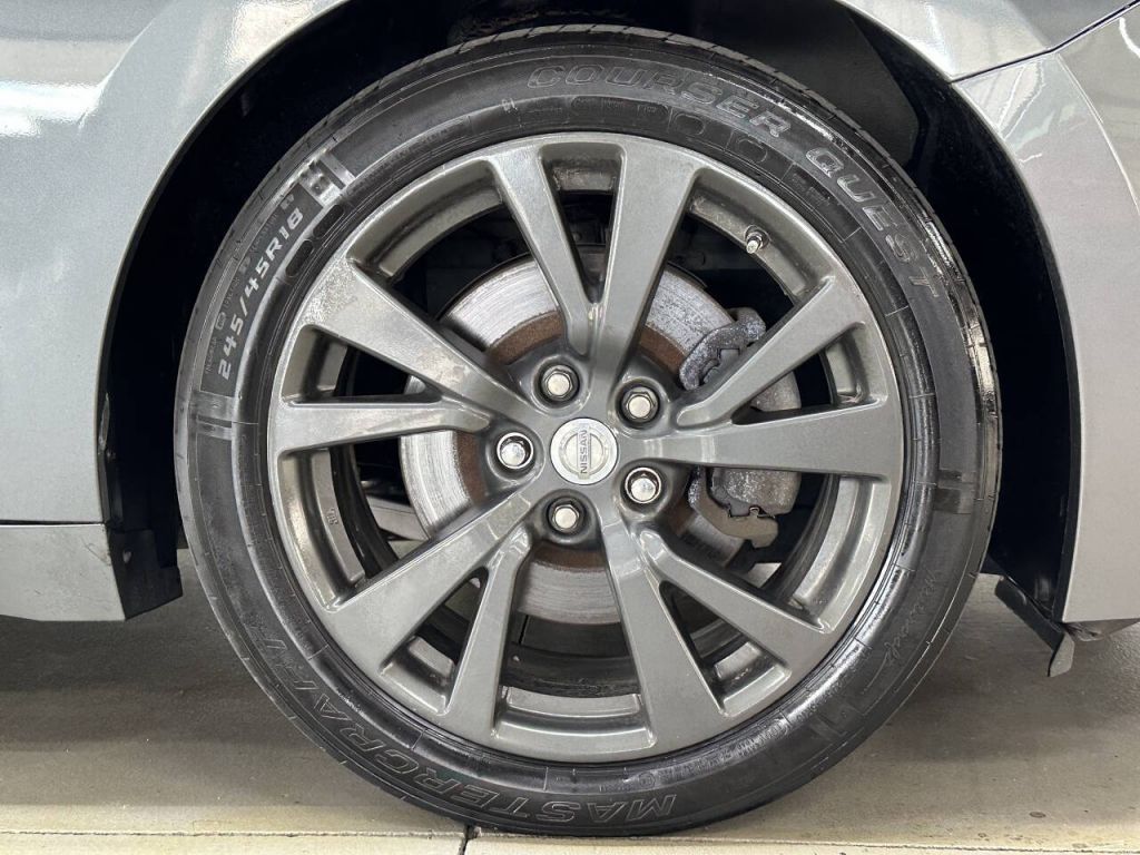 2017 Nissan Maxima