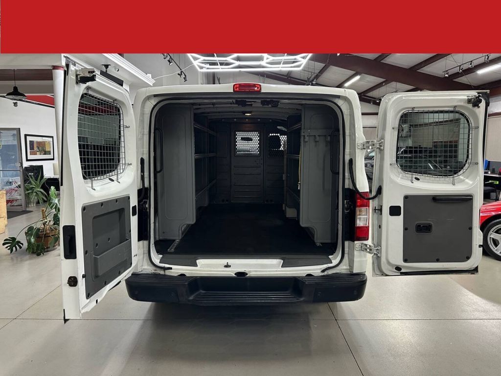 2017 Nissan NV Cargo NV2500 HD