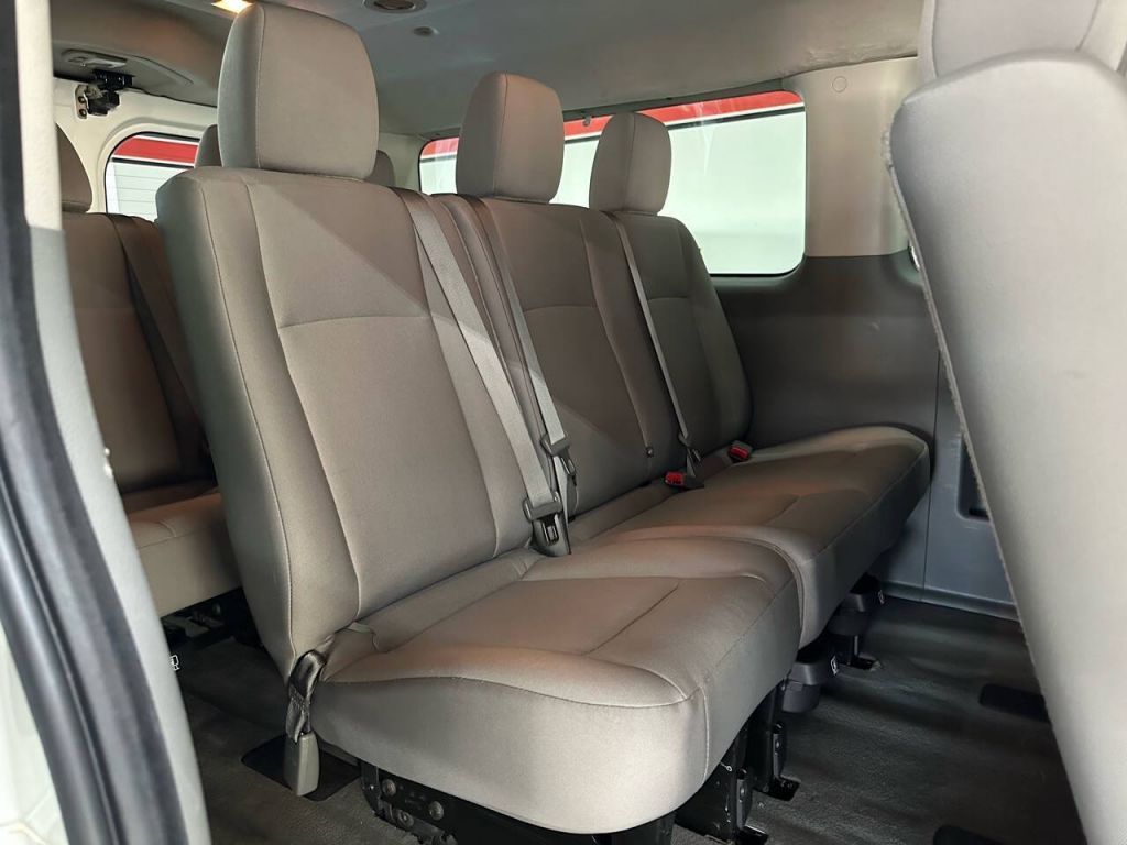 2017 Nissan NV Passenger NV3500 HD